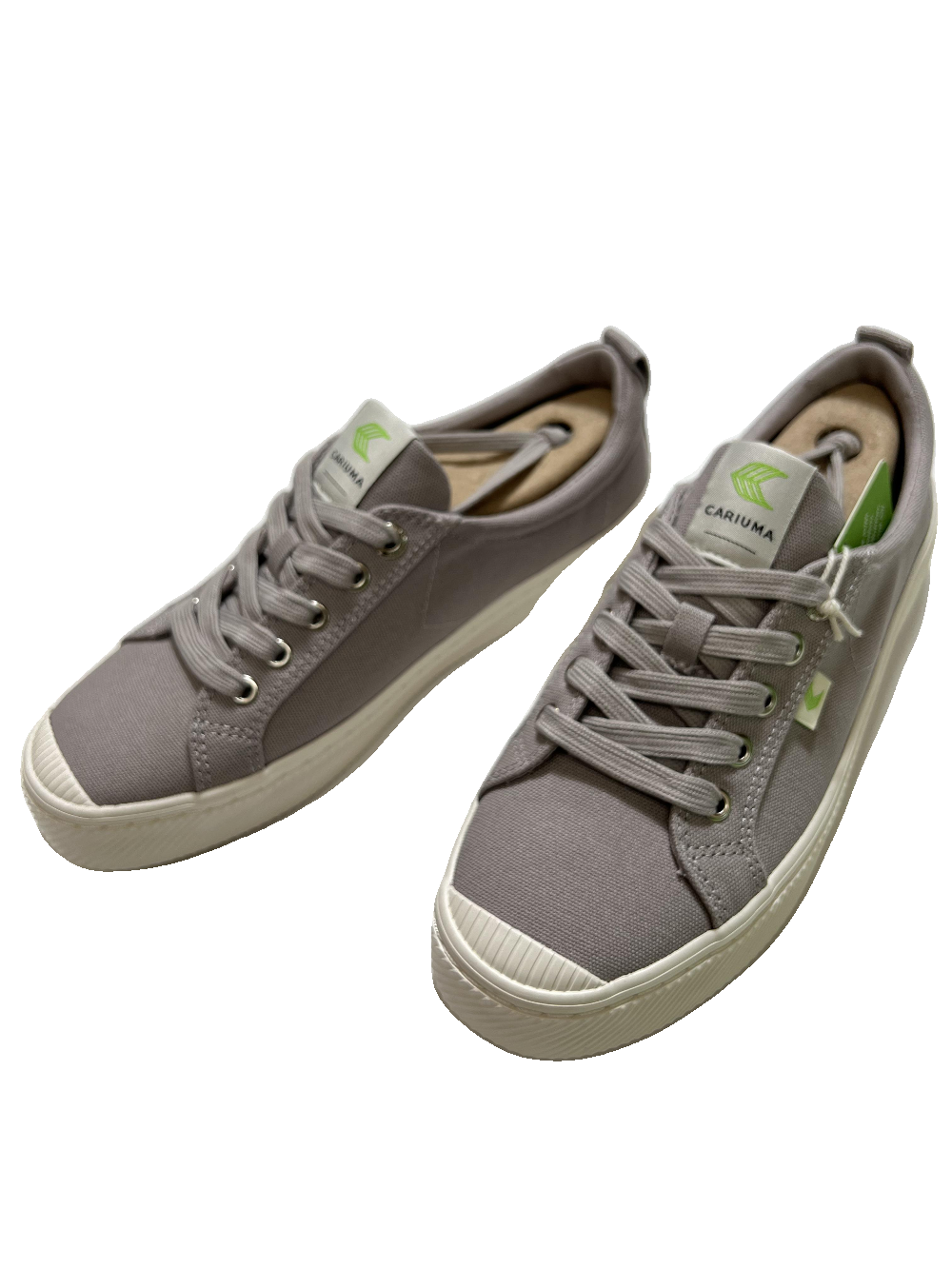 Cariuma - Light Grey Low Top Sneakers